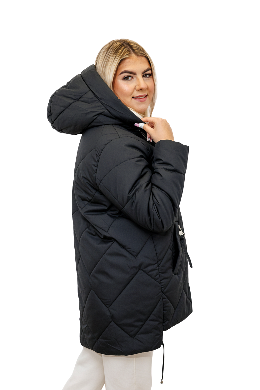 Idealna na Zimę Kurtka Plus Size – Ultralekka, Nieprzemakalna i Gwarantująca Ciepło.